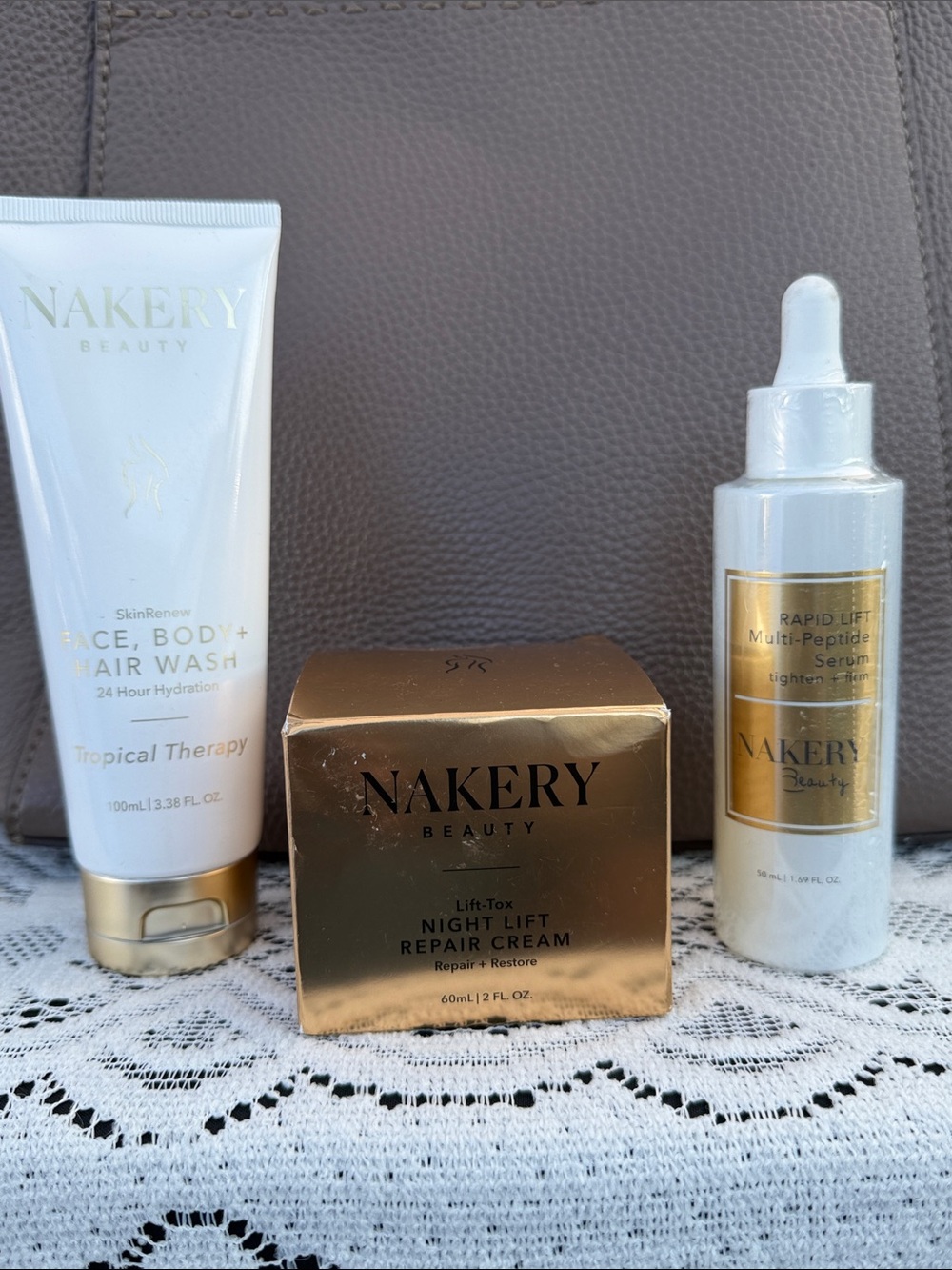 Nakery Beauty Rapid Lift Multi-Peptide Serum - White & Gold